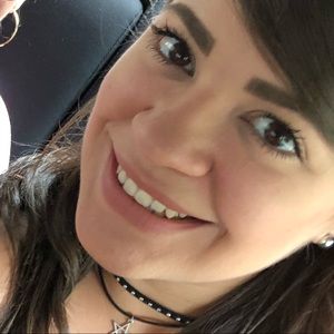 Meet your Posher, Fiorella